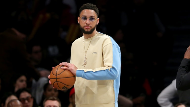Ben Simmons Sits Courtside at Summer League in Nike Dunks